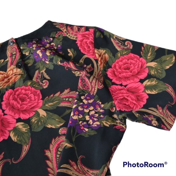 Beautiful Floral and Paisley Alfred Dunner Matching Skirt and Blouse Set - Picture 7 of 16